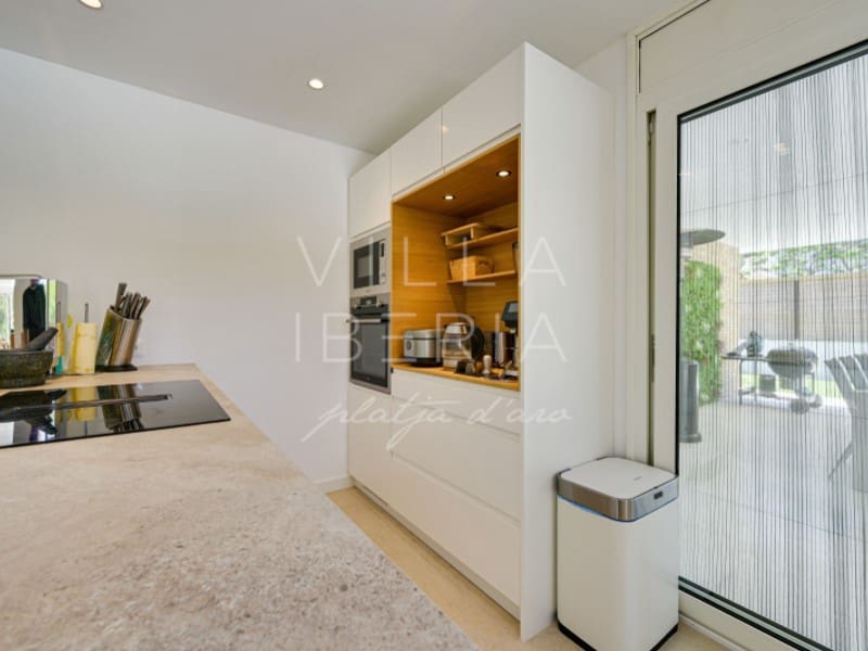 5 bedroom Villa for sale in Santa Cristina d'Aro with pool garage - € 1,230,000 (Ref: 9865121)