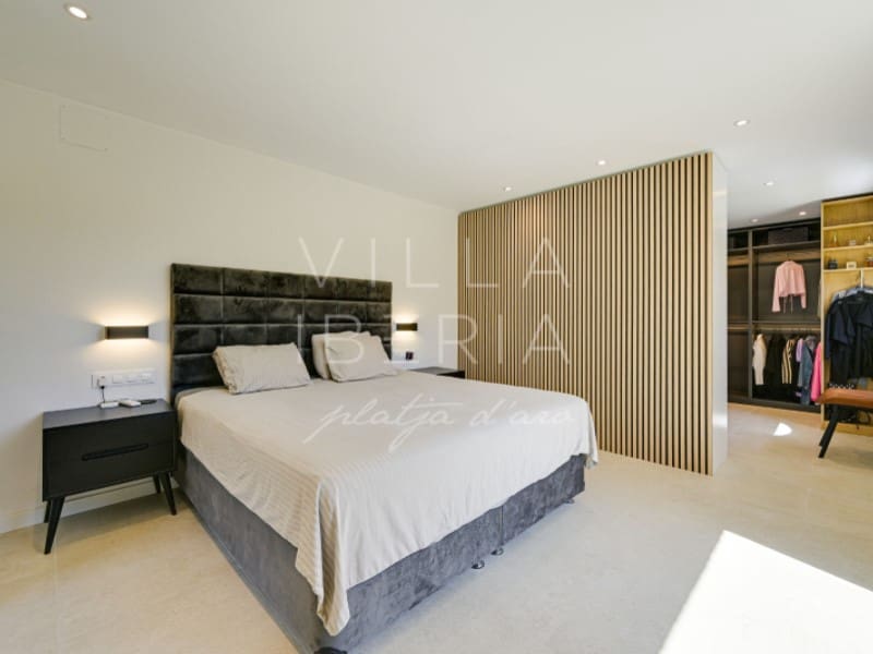 5 bedroom Villa for sale in Santa Cristina d'Aro with pool garage - € 1,230,000 (Ref: 9865121)