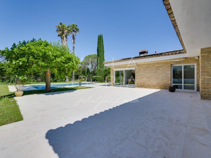5 bedroom Villa for sale in Santa Cristina d'Aro with pool garage - € 1,230,000 (Ref: 9865121)