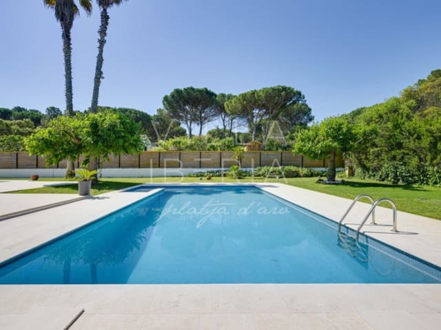 5 bedroom Villa for sale in Santa Cristina d'Aro with pool garage - € 1,230,000 (Ref: 9865121)