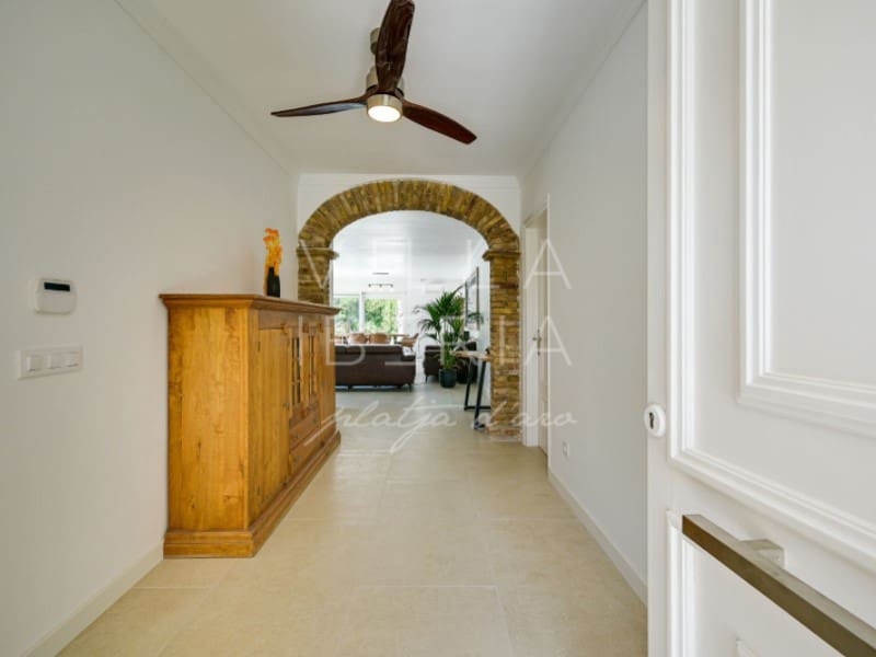 5 bedroom Villa for sale in Santa Cristina d'Aro with pool garage - € 1,230,000 (Ref: 9865121)