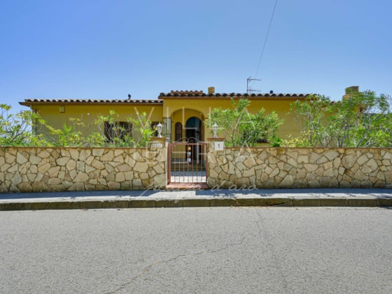 3 Zimmer Villa zu verkaufen in Calonge i Sant Antoni mit Pool Garage - 745.000 € (Ref: 9866933)