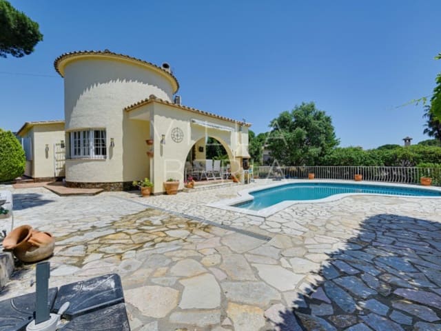 3 soveværelse Villa til salg i Calonge i Sant Antoni med swimmingpool garage - € 430.000 (Ref: 9870181)