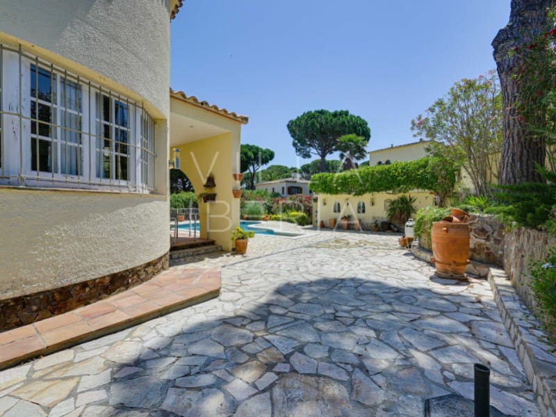 3 soveværelse Villa til salg i Calonge i Sant Antoni med swimmingpool garage - € 430.000 (Ref: 9870181)