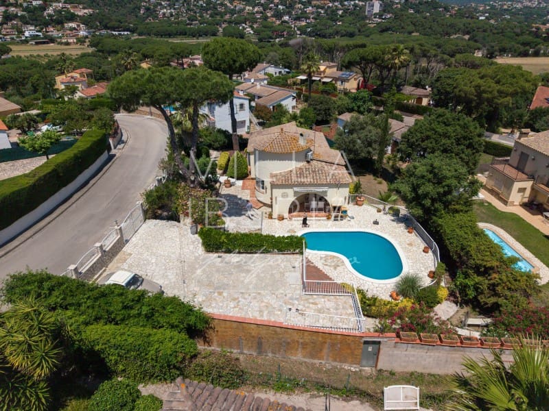 3 soveværelse Villa til salg i Calonge i Sant Antoni med swimmingpool garage - € 430.000 (Ref: 9870181)