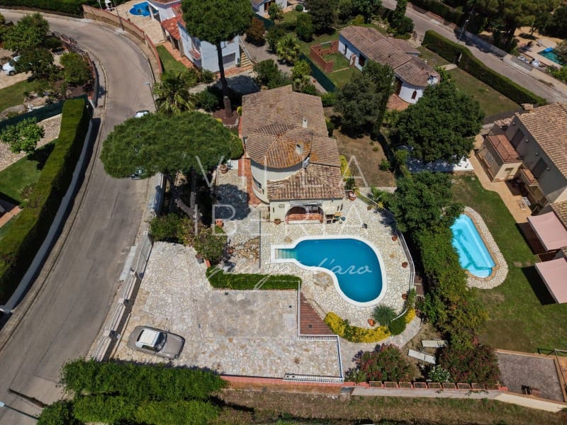3 soveværelse Villa til salg i Calonge i Sant Antoni med swimmingpool garage - € 430.000 (Ref: 9870181)
