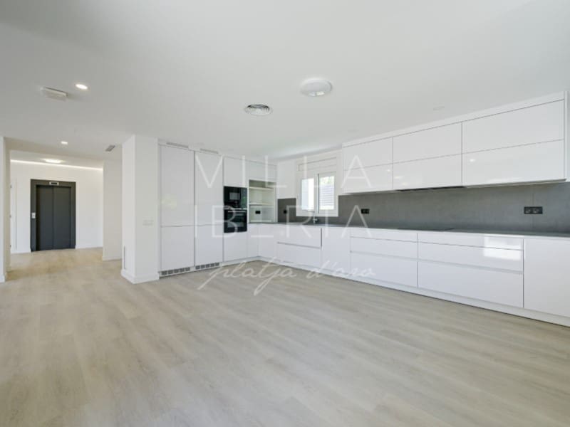5 soverom Villa til salgs i Palamos med svømmebasseng garasje - € 1 850 000 (Ref: 9878666)