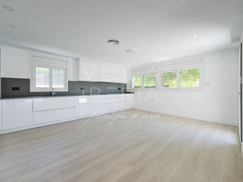 5 soverom Villa til salgs i Palamos med svømmebasseng garasje - € 1 850 000 (Ref: 9878666)