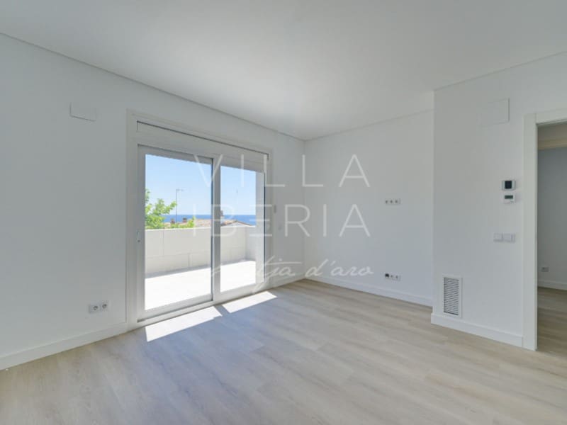 5 soverom Villa til salgs i Palamos med svømmebasseng garasje - € 1 850 000 (Ref: 9878666)