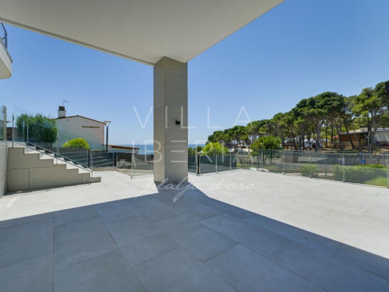 5 soverom Villa til salgs i Palamos med svømmebasseng garasje - € 1 850 000 (Ref: 9878666)