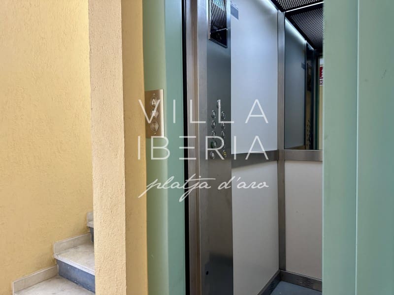 3 Zimmer Apartment zu verkaufen in Sant Antoni de Calonge mit Garage - 365.000 € (Ref: 9894373)