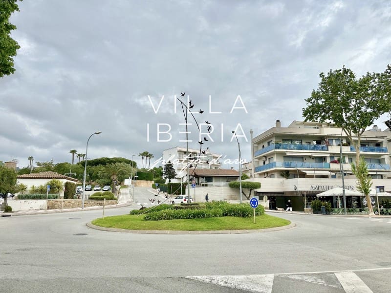 Local Comercial en Platja d'Aro en venta - 270.000 € (Ref: 9896817)