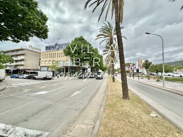 Local Comercial en Platja d'Aro, Castell-Platja d'Aro en venta - 270.000 € (Ref: 9896817)
