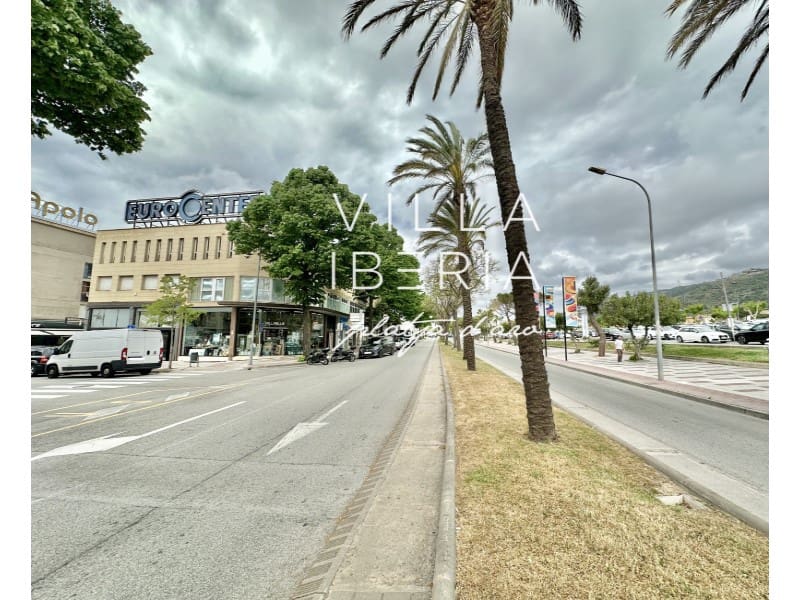Local Comercial en Platja d'Aro en venta - 270.000 € (Ref: 9896817)