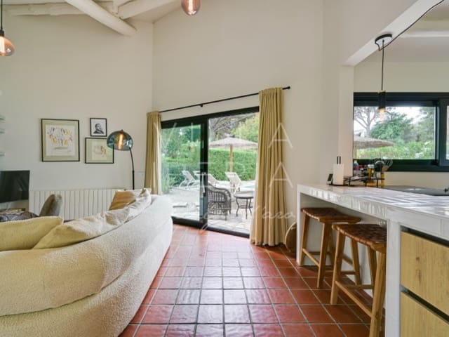 4 quarto Moradia para venda em Santa Cristina d'Aro com piscina garagem - 895 000 € (Ref: 9900618)