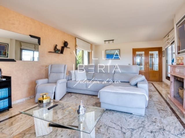 4 camera da letto Villa in vendita in Platja d'Aro, Castell-Platja d'Aro con piscina garage - 950.000 € (Rif: 9910964)