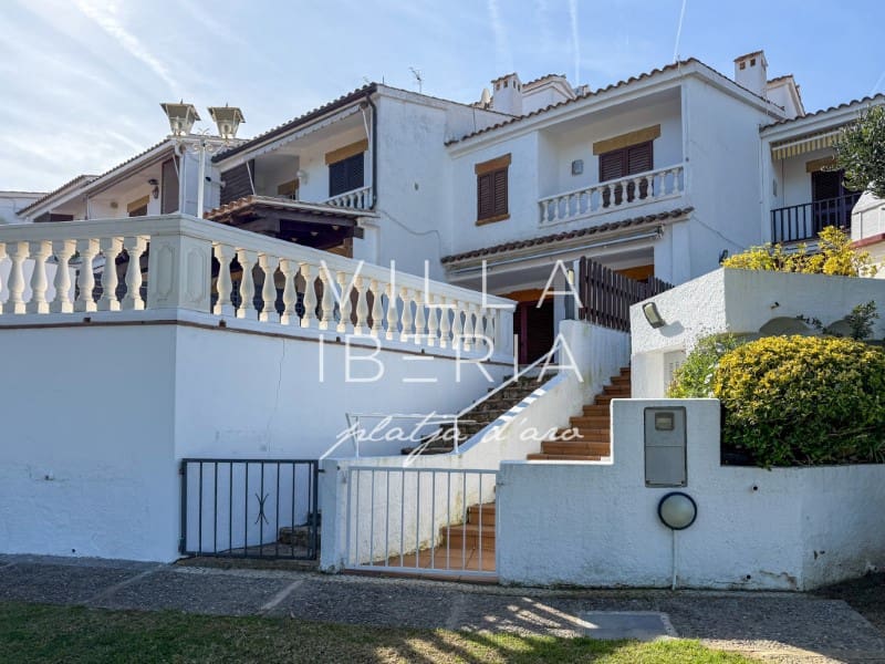 2 makuuhuone Huvila myytävänä paikassa Calonge i Sant Antoni mukana uima-altaan - 350 000 € (Ref: 9915714)