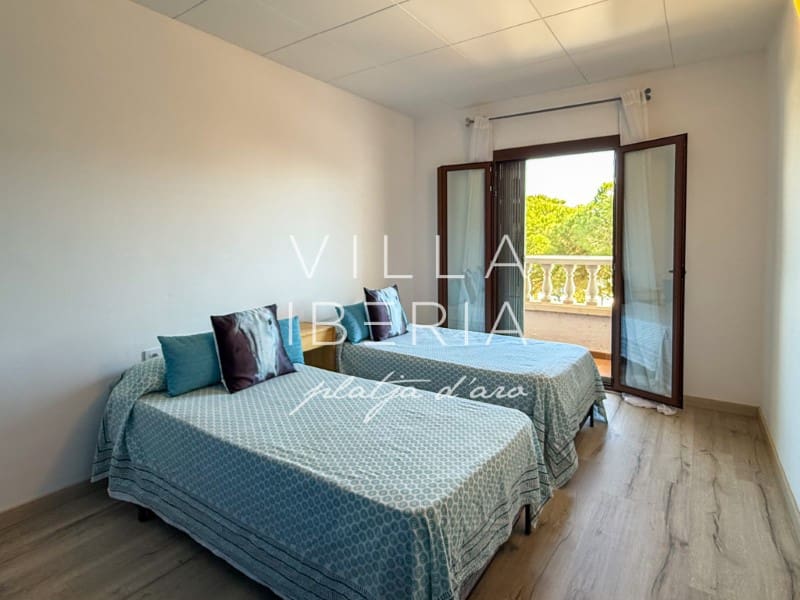 2 makuuhuone Huvila myytävänä paikassa Calonge i Sant Antoni mukana uima-altaan - 350 000 € (Ref: 9915714)