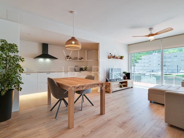3 slaapkamer Appartement te koop in Platja d'Aro, Castell-Platja d'Aro met zwembad garage - € 735.000 (Ref: 9952576)
