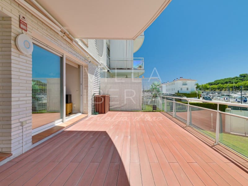 3 makuuhuone Huoneisto myytävänä paikassa Platja d'Aro mukana uima-altaan 
autotalli - 735 000 € (Ref: 9952576)