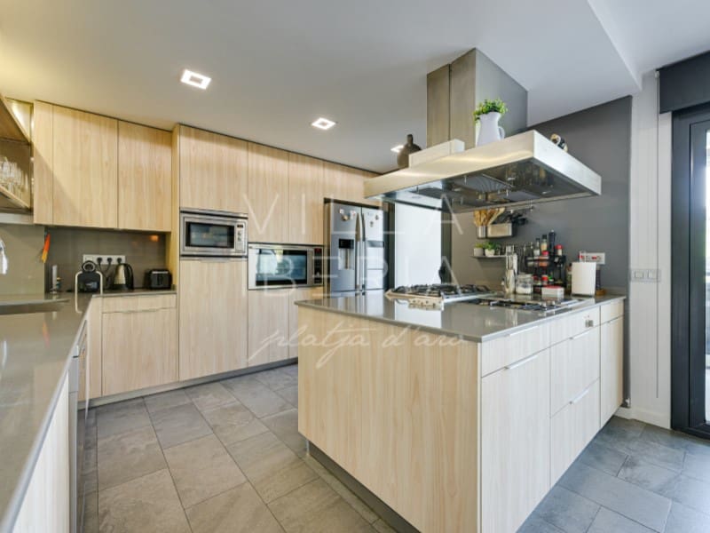 5 chambre Appartement à vendre à Platja d'Aro avec piscine garage - 2 000 000 € (Ref: 9955108)
