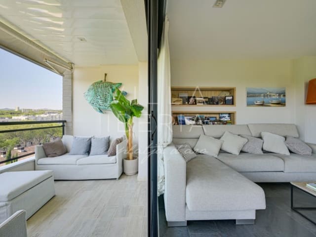 5 chambre Appartement à vendre à Platja d'Aro, Castell-Platja d'Aro avec piscine garage - 2 000 000 € (Ref: 9955108)