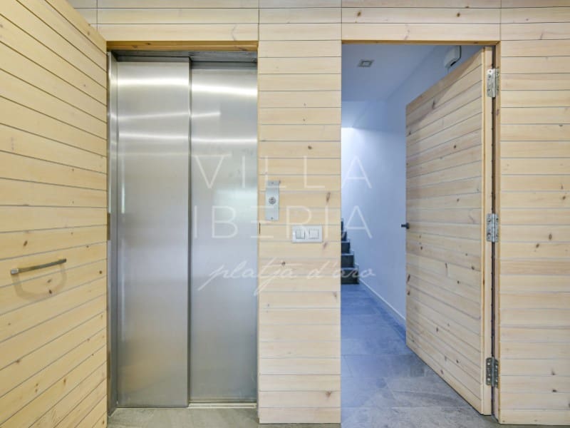 5 chambre Appartement à vendre à Platja d'Aro avec piscine garage - 2 000 000 € (Ref: 9955108)