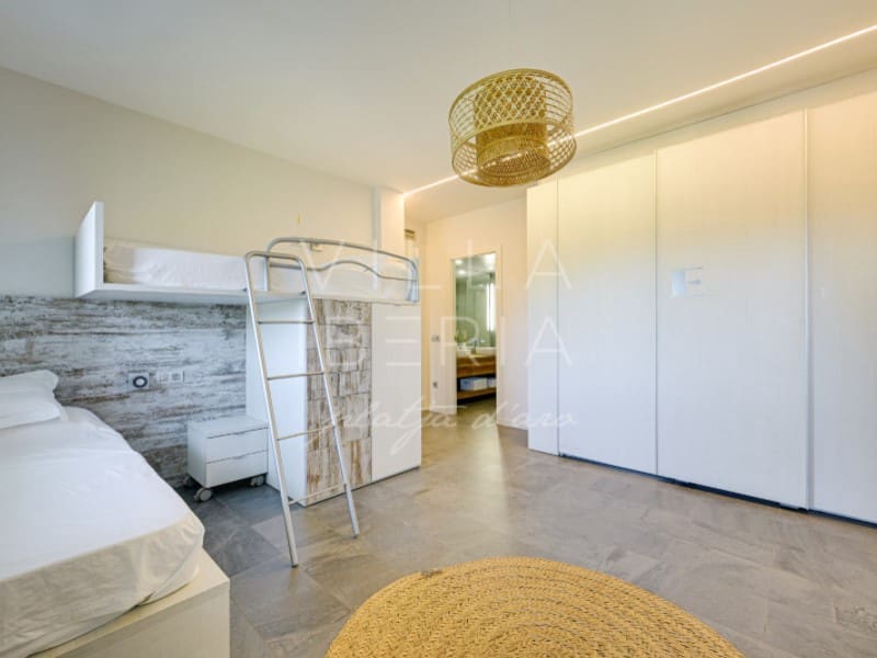 5 chambre Appartement à vendre à Platja d'Aro avec piscine garage - 2 000 000 € (Ref: 9955108)