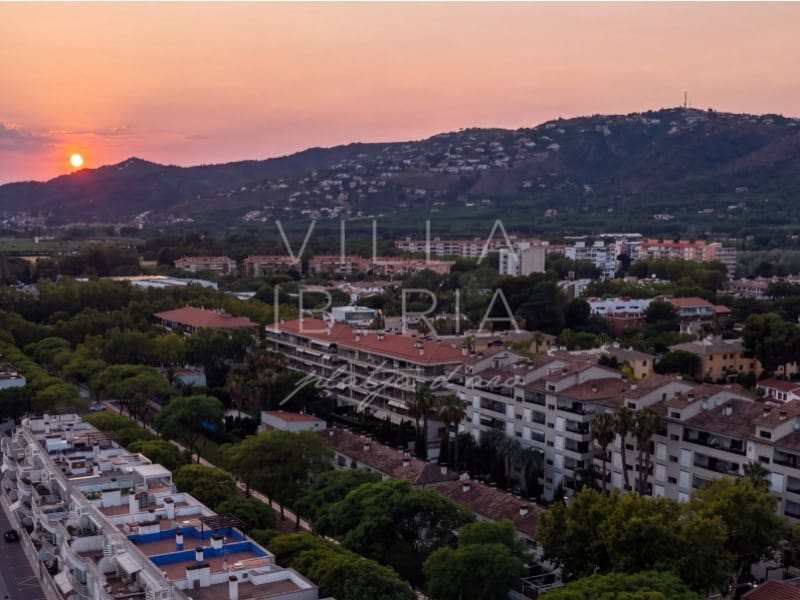 5 chambre Appartement à vendre à Platja d'Aro avec piscine garage - 2 000 000 € (Ref: 9955108)