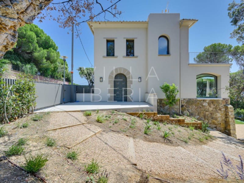 5 soveværelse Villa til salg i Platja d'Aro med swimmingpool garage - € 2.600.000 (Ref: 9967771)