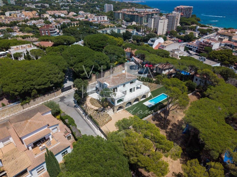 5 soveværelse Villa til salg i Platja d'Aro med swimmingpool garage - € 2.600.000 (Ref: 9967771)