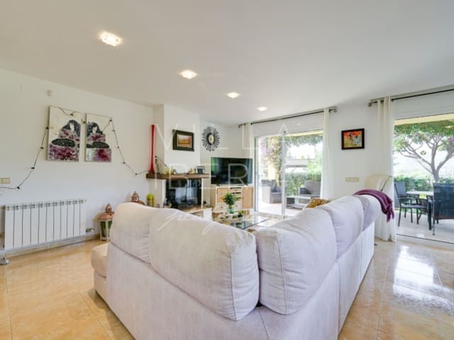 3 slaapkamer Villa te koop in Calonge i Sant Antoni met zwembad garage - € 690.000 (Ref: 9967772)