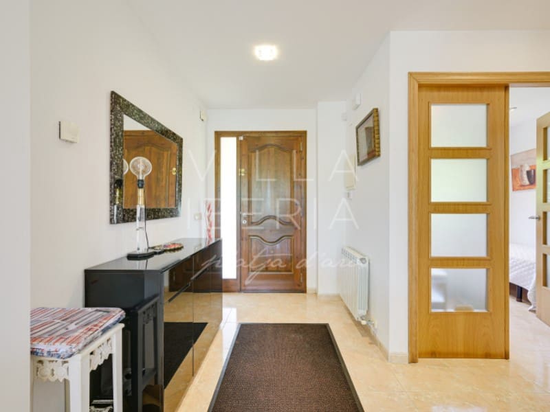 3 bedroom Villa for sale in Calonge i Sant Antoni with pool garage - € 690,000 (Ref: 9967772)
