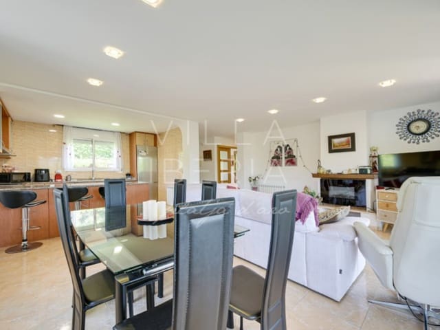 3 slaapkamer Villa te koop in Calonge i Sant Antoni met zwembad garage - € 690.000 (Ref: 9967772)