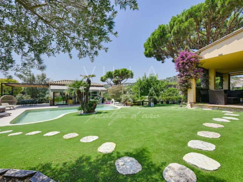 3 bedroom Villa for sale in Calonge i Sant Antoni with pool garage - € 690,000 (Ref: 9967772)
