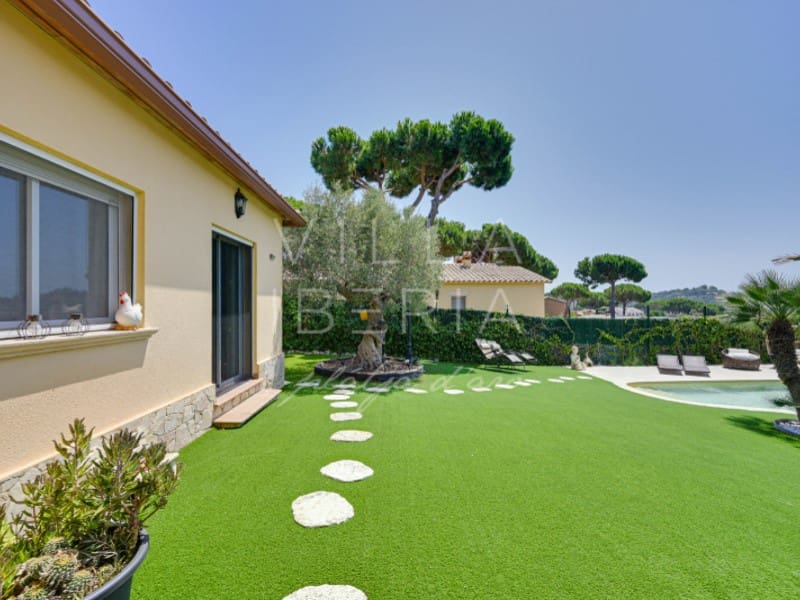 3 bedroom Villa for sale in Calonge i Sant Antoni with pool garage - € 690,000 (Ref: 9967772)
