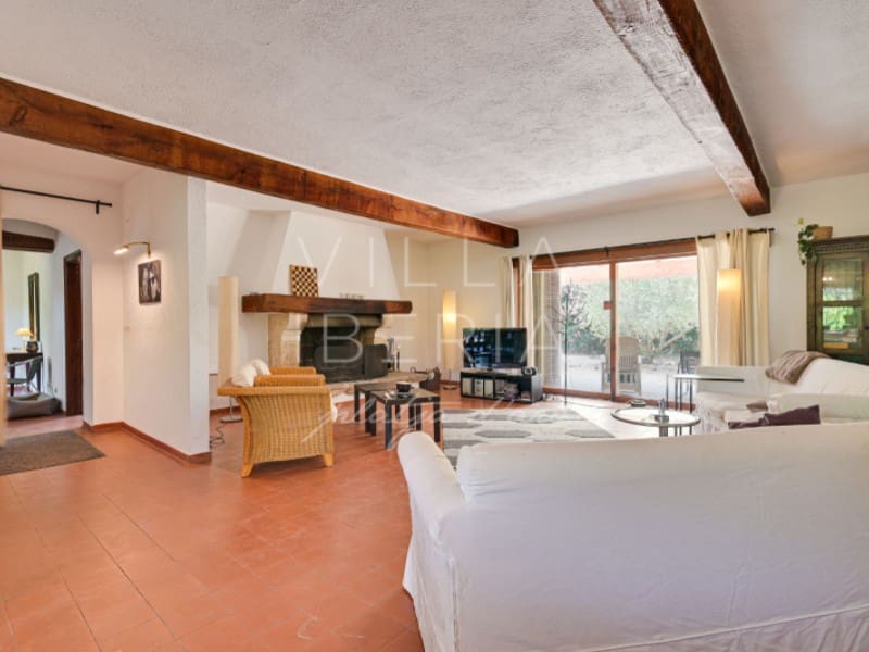 4 soverom Villa til salgs i Santa Cristina d'Aro med svømmebasseng garasje - € 899 000 (Ref: 9975266)