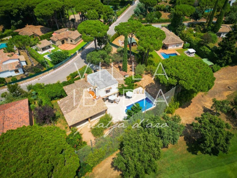 4 soverom Villa til salgs i Santa Cristina d'Aro med svømmebasseng garasje - € 899 000 (Ref: 9975266)