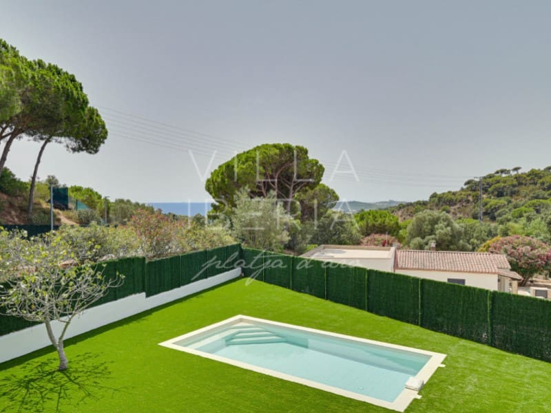 5 soverom Villa til salgs i Platja d'Aro med svømmebasseng garasje - € 945 000 (Ref: 9994172)