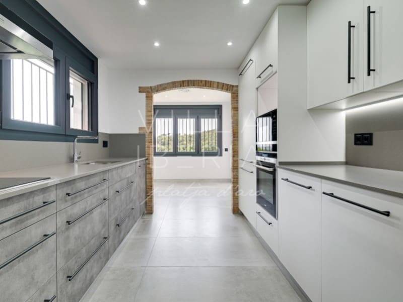 5 soverom Villa til salgs i Platja d'Aro med svømmebasseng garasje - € 945 000 (Ref: 9994172)