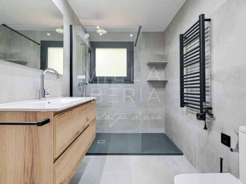 5 soverom Villa til salgs i Platja d'Aro med svømmebasseng garasje - € 945 000 (Ref: 9994172)