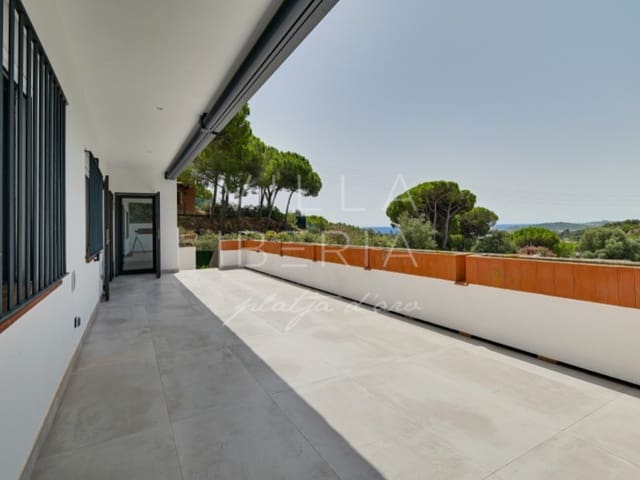 5 soverom Villa til salgs i Platja d'Aro, Castell-Platja d'Aro med svømmebasseng garasje - € 945 000 (Ref: 9994172)