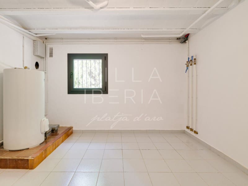 5 soverom Villa til salgs i Platja d'Aro med svømmebasseng garasje - € 945 000 (Ref: 9994172)