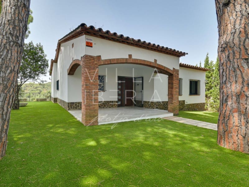 5 soverom Villa til salgs i Platja d'Aro med svømmebasseng garasje - € 945 000 (Ref: 9994172)
