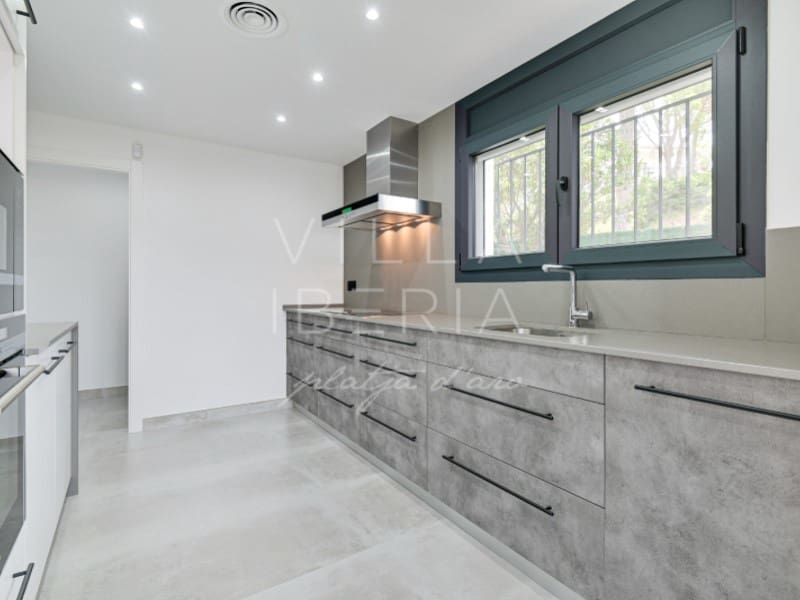 5 soverom Villa til salgs i Platja d'Aro med svømmebasseng garasje - € 945 000 (Ref: 9994172)