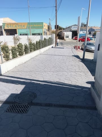 Oficina en Vera Ciudad, Vera en venta con garaje - 94.800 € (Ref: 10160128)