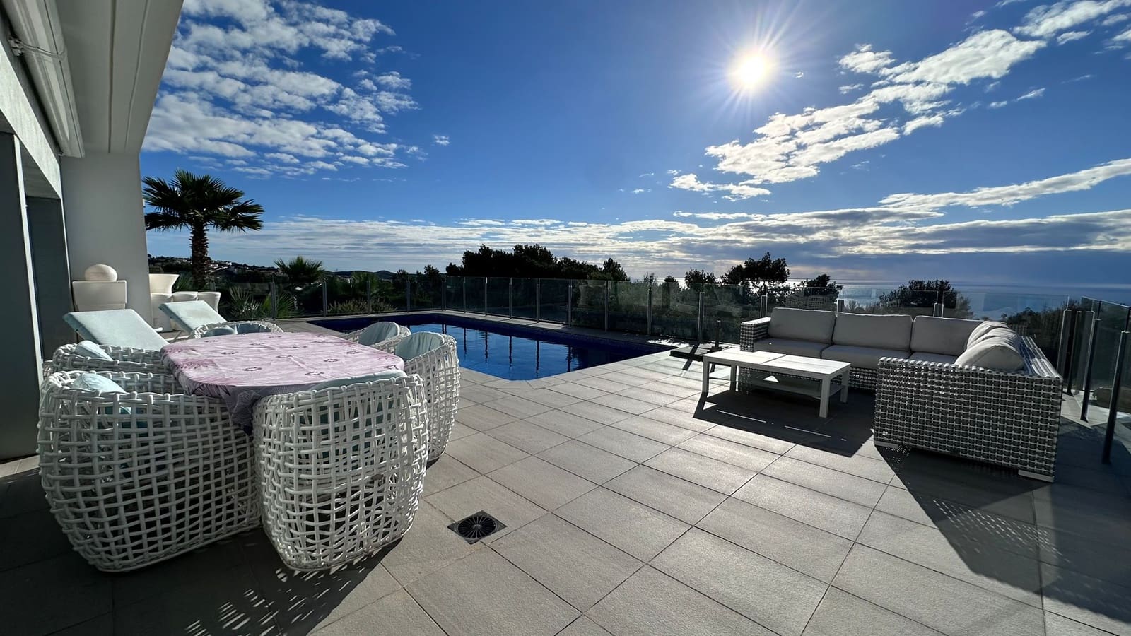 3 sovrum Villa till salu i Benitachell / Benitatxell med pool garage - 1 050 000 € (Ref: 9778520)