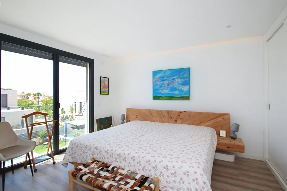 3 bedroom Townhouse for sale in Puig de Ros with pool garage - € 1,100,000 (Ref: 10009835)