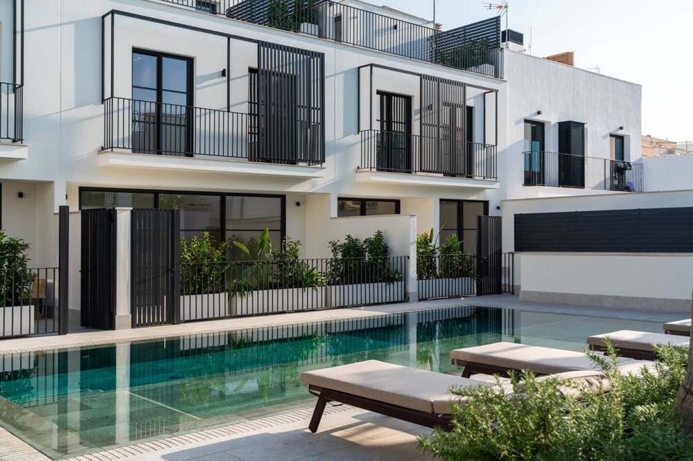 3 bedroom Terraced Villa for sale in Portixol with pool garage - € 1,995,000 (Ref: 10009836)