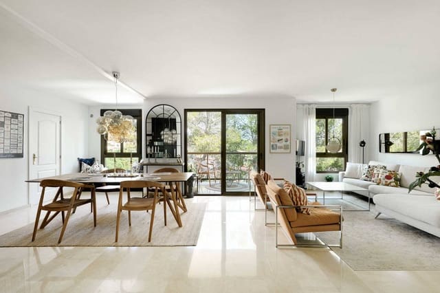 Ático de 2 habitaciones en Cort, Palma de Mallorca en venta con piscina garaje - 1.590.000 € (Ref: 10009837)